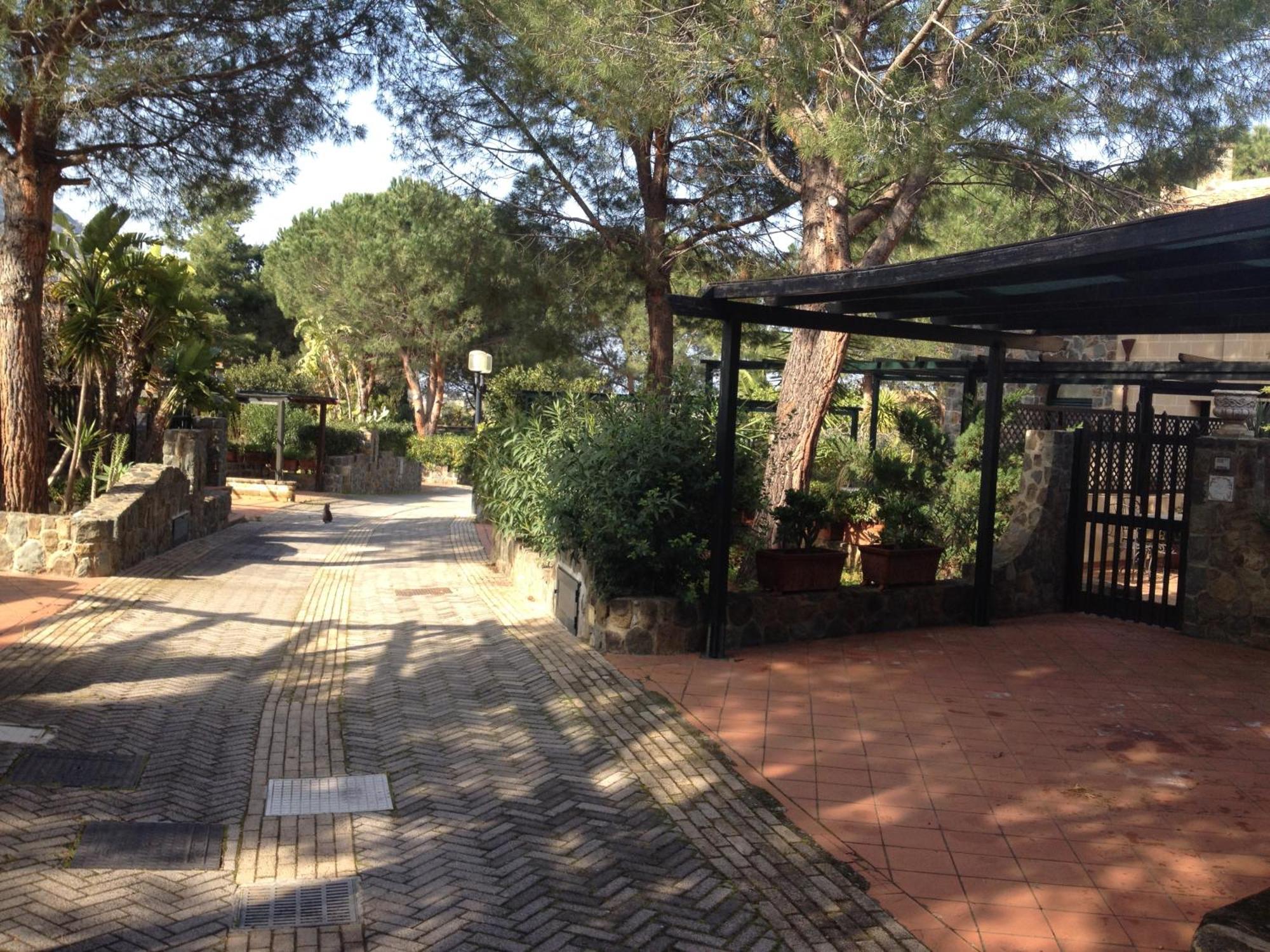 Villa Al Mare Baia Emiri Mazzaforno 체팔루 외부 사진